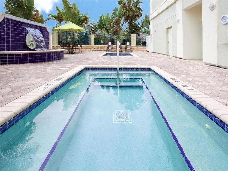 Voco Sarasota By Ihg Hotel Exterior photo