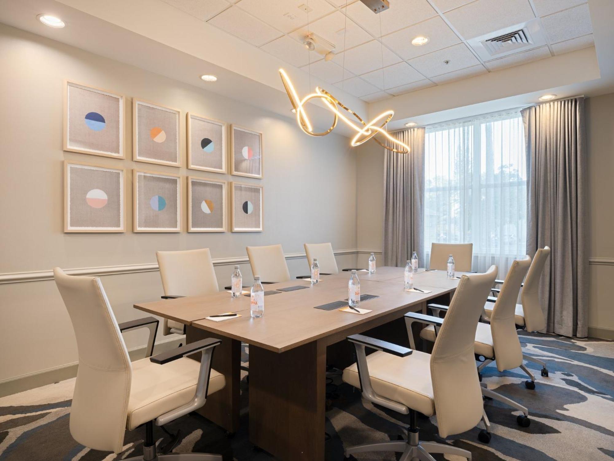 Voco Sarasota By Ihg Hotel Exterior photo