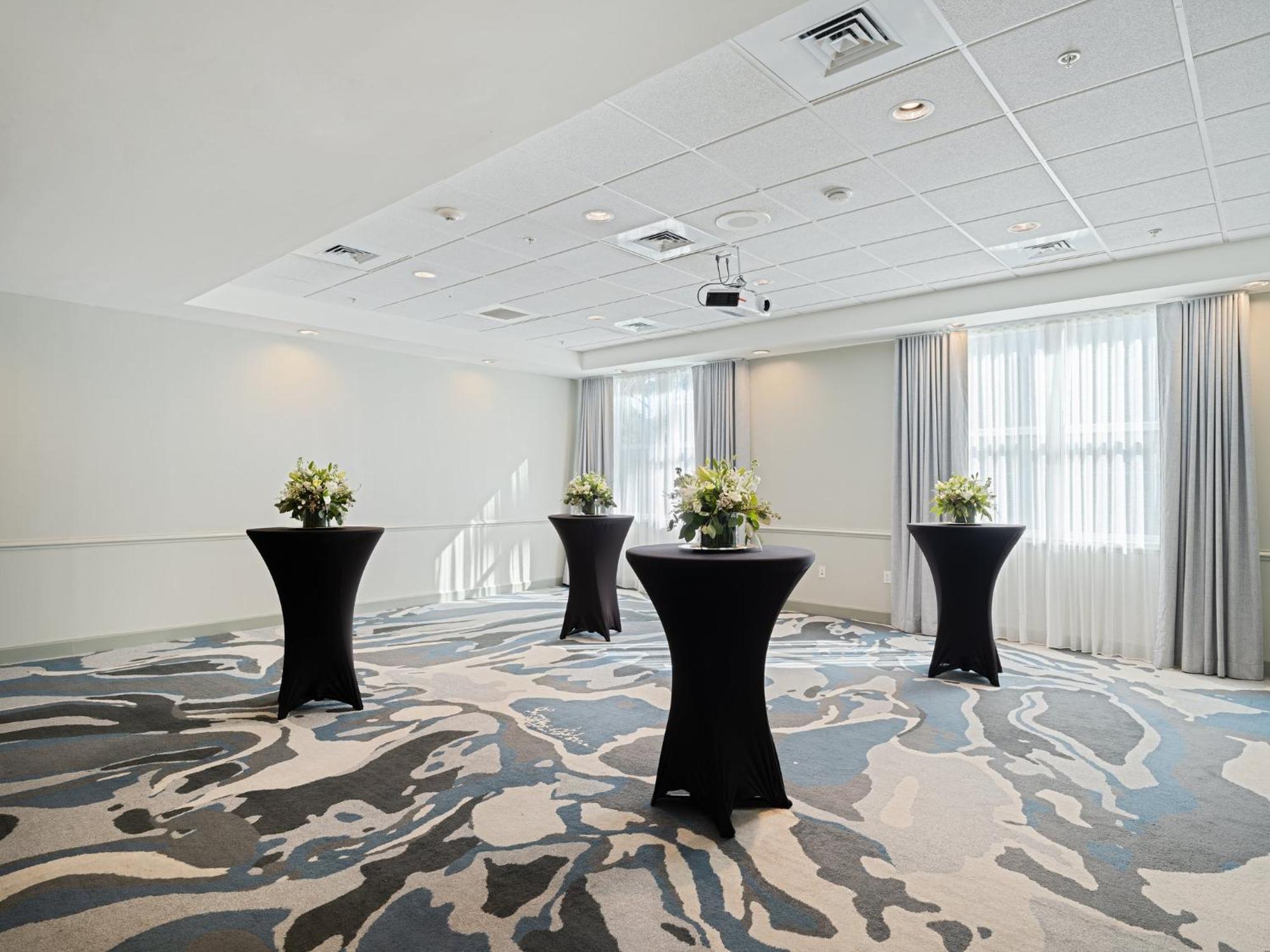 Voco Sarasota By Ihg Hotel Exterior photo